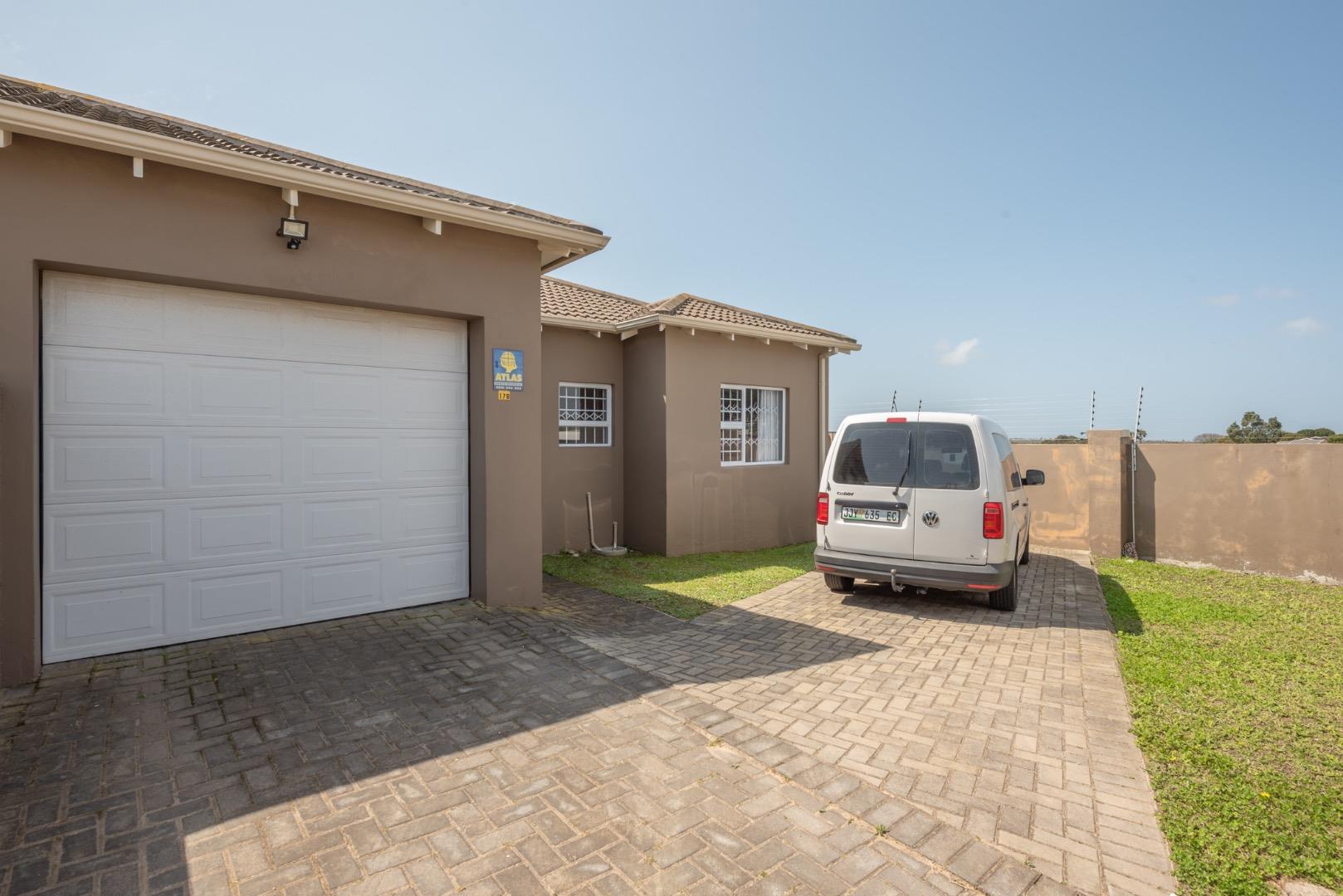 3 Bedroom House for sale in Parsons Ridge P24113412338