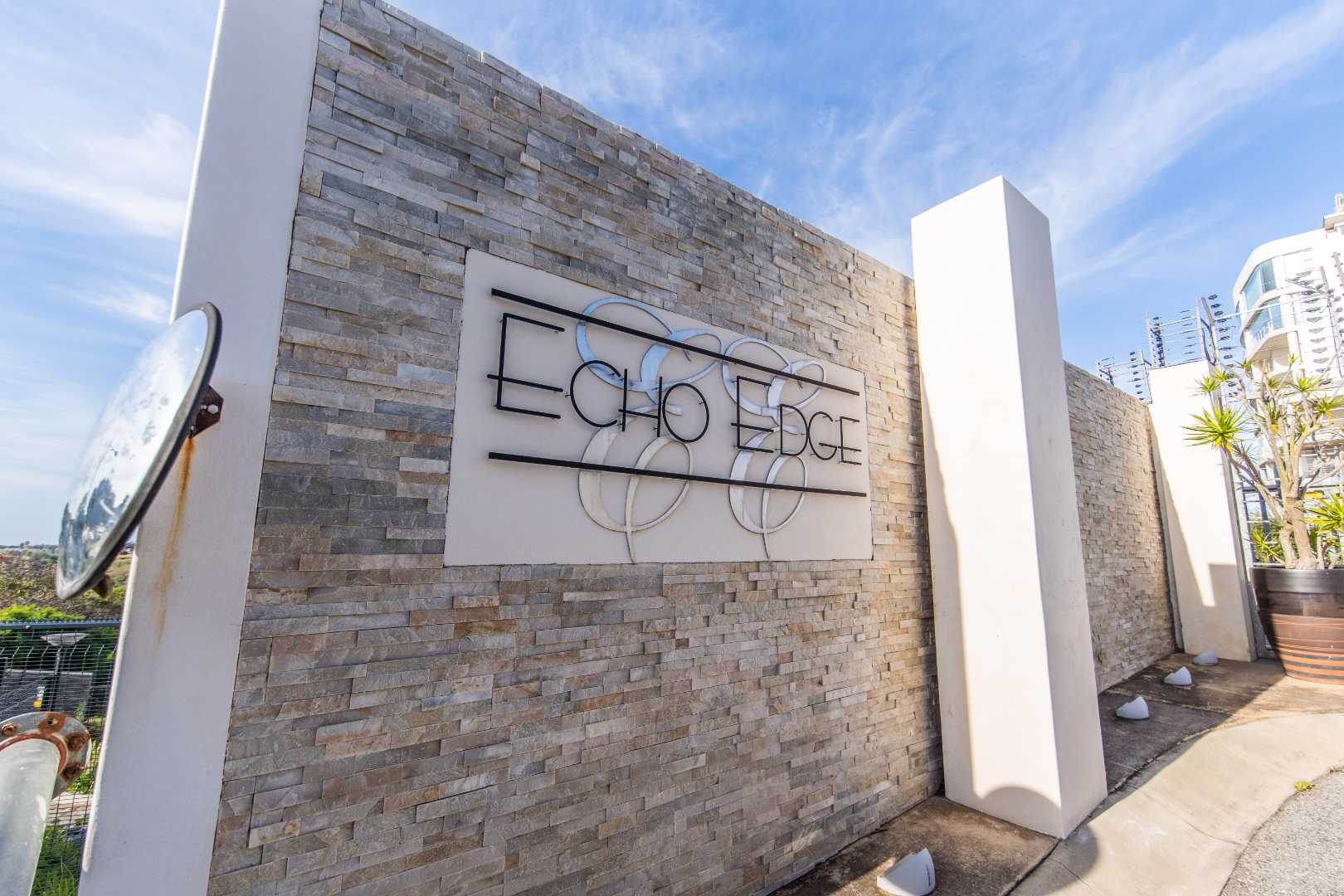 3 Bedroom Apartment / flat to rent in St Park 5 Forbes Ave