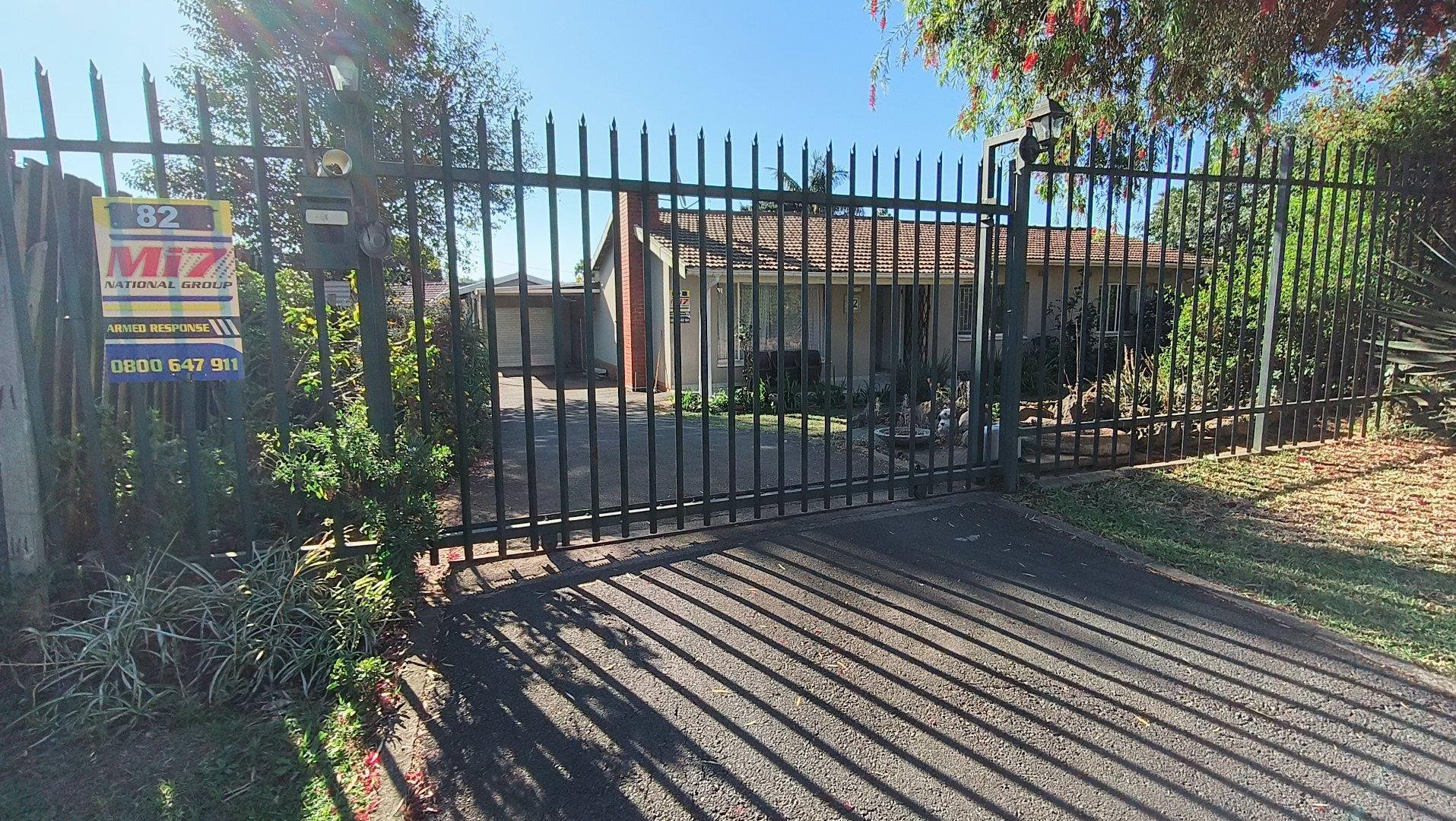 4 Bedroom House for sale in Pelham P24113414750