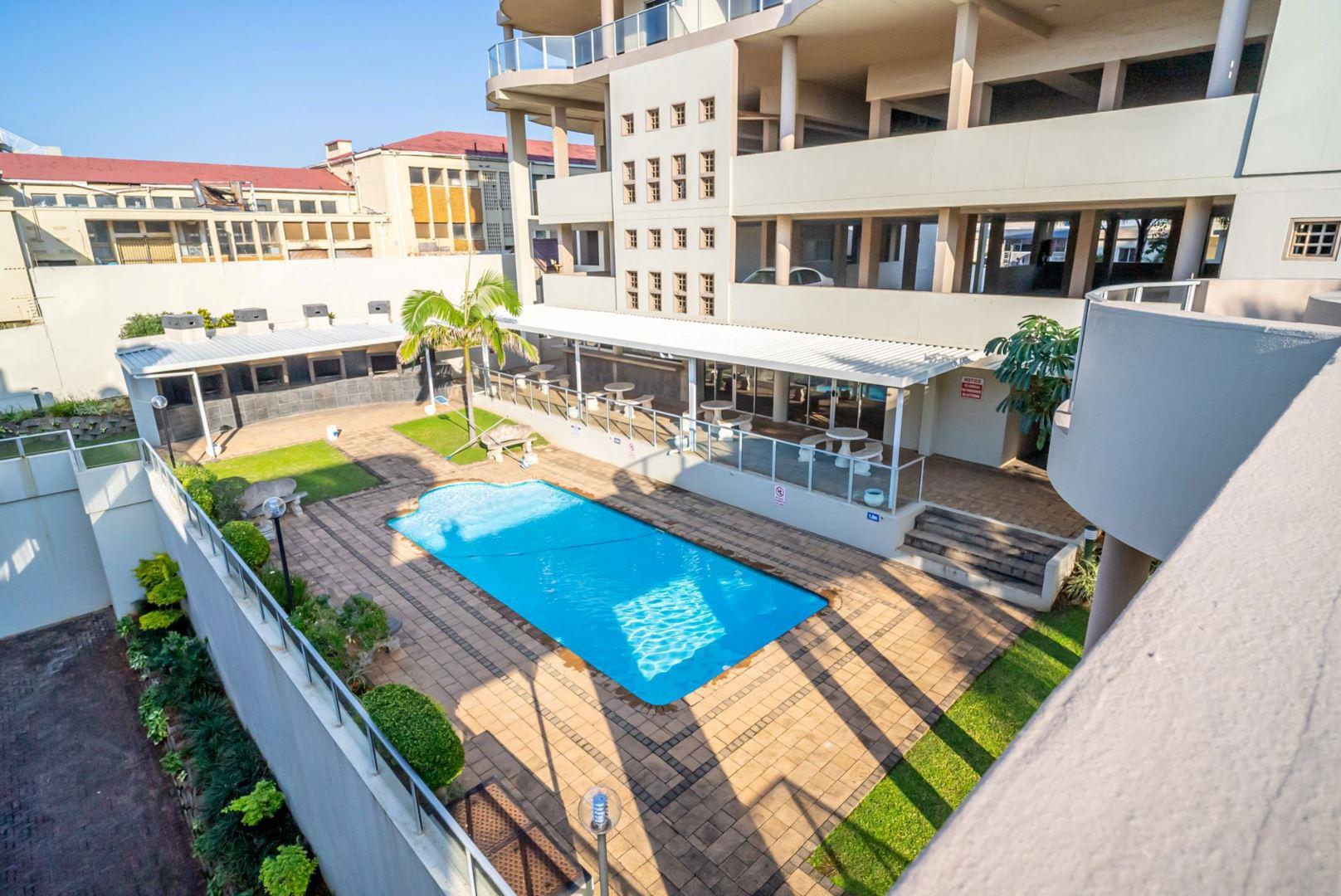 3 Bedroom Apartment / flat for sale in Margate P24113415255