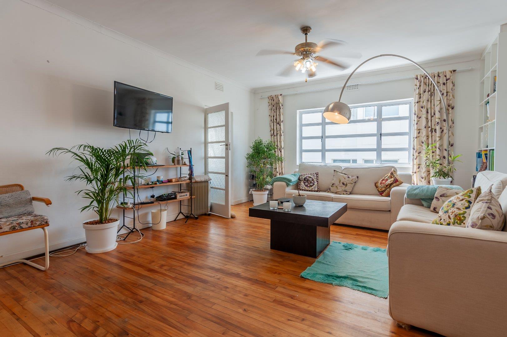 Tamboerskloof Property Apartments / flats for sale in Tamboerskloof