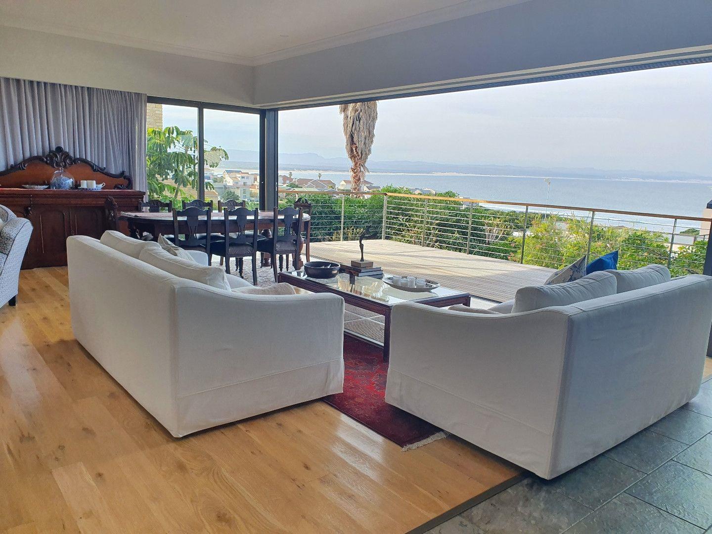 Wavecrest, Jeffreys Bay Property Property and houses to rent in