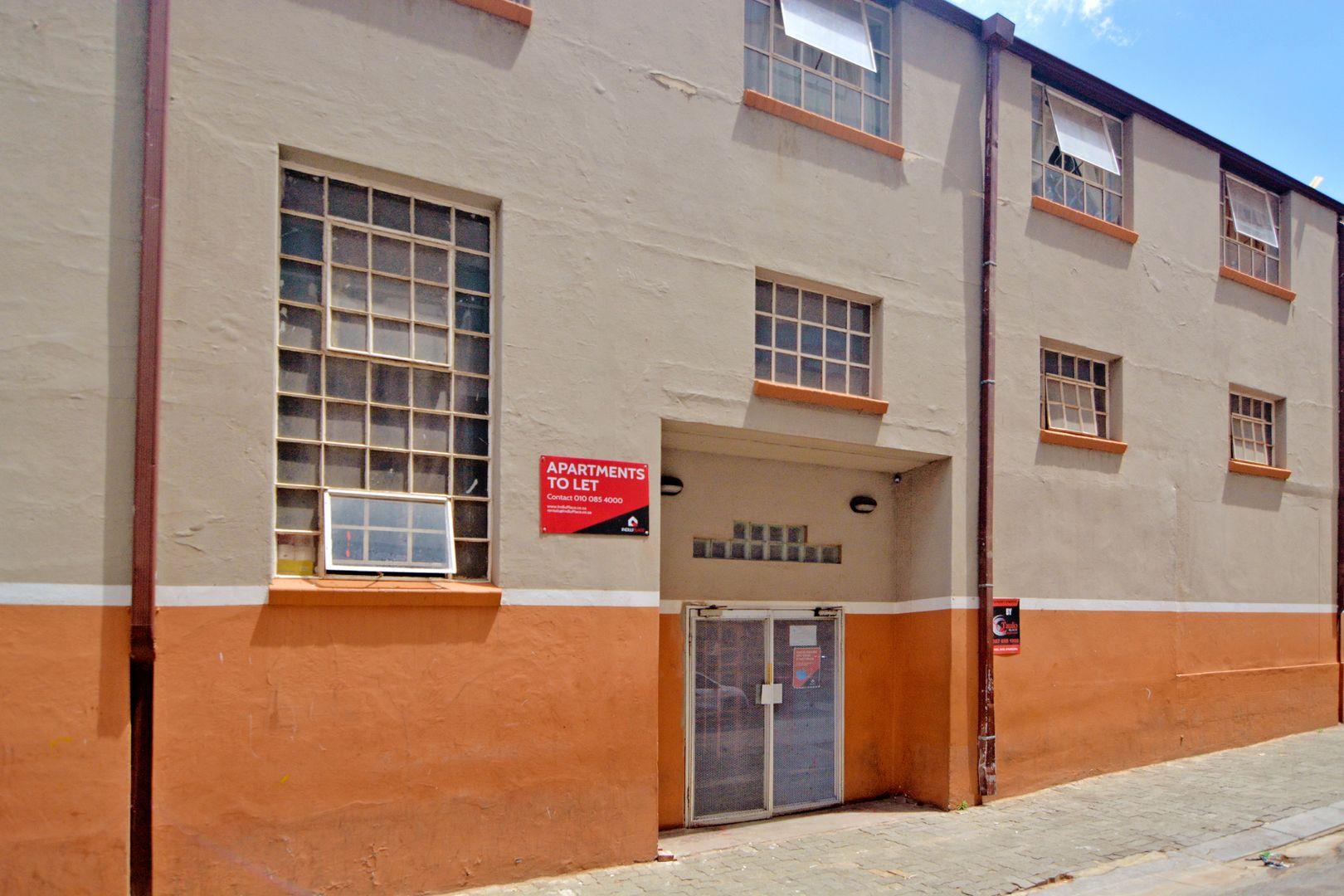 Apartments / flats to rent in Johannesburg Johannesburg Property