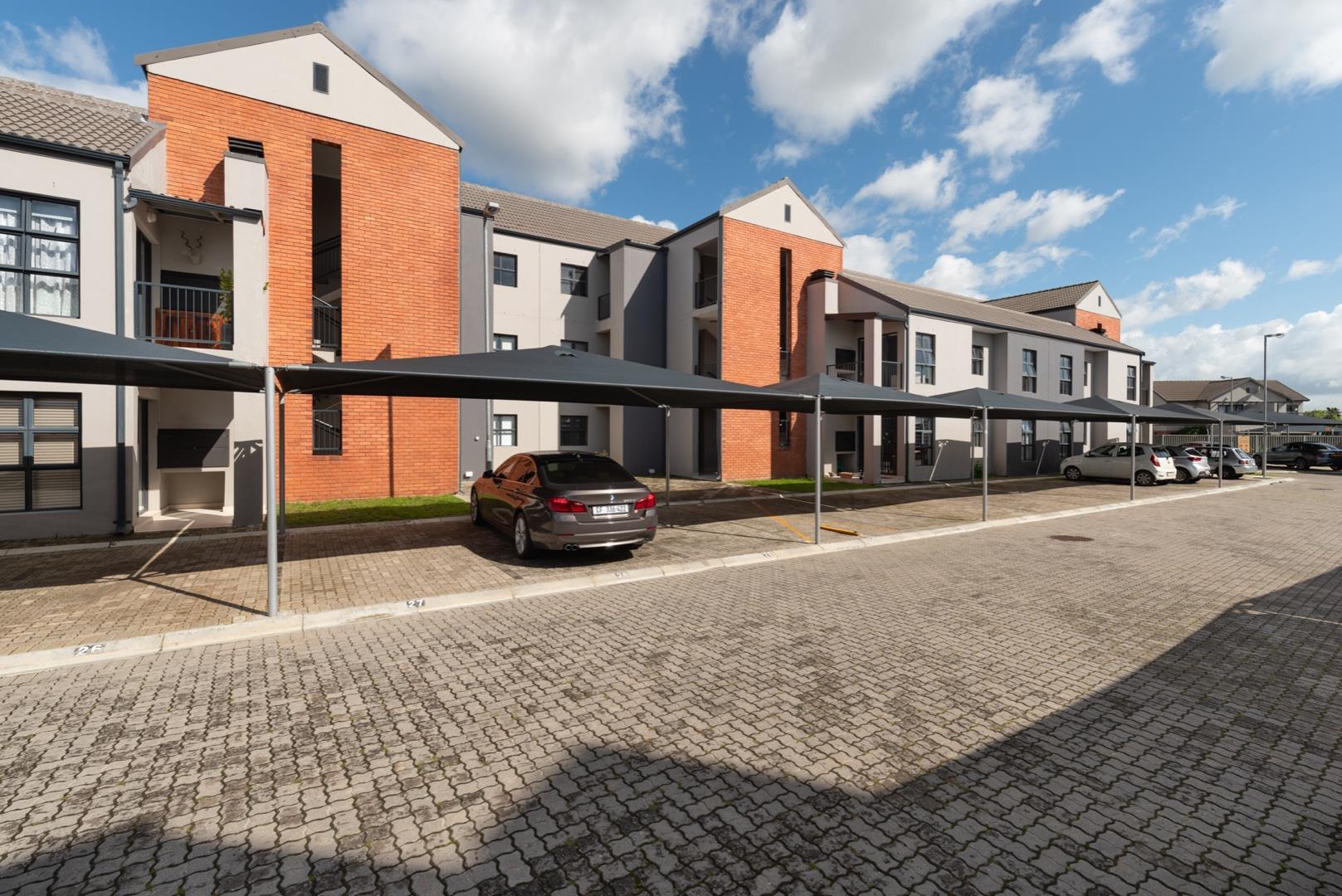 2 Bedroom Apartment / flat for sale in Bonnie Brae 324 Bonnie Villas, P24113426146