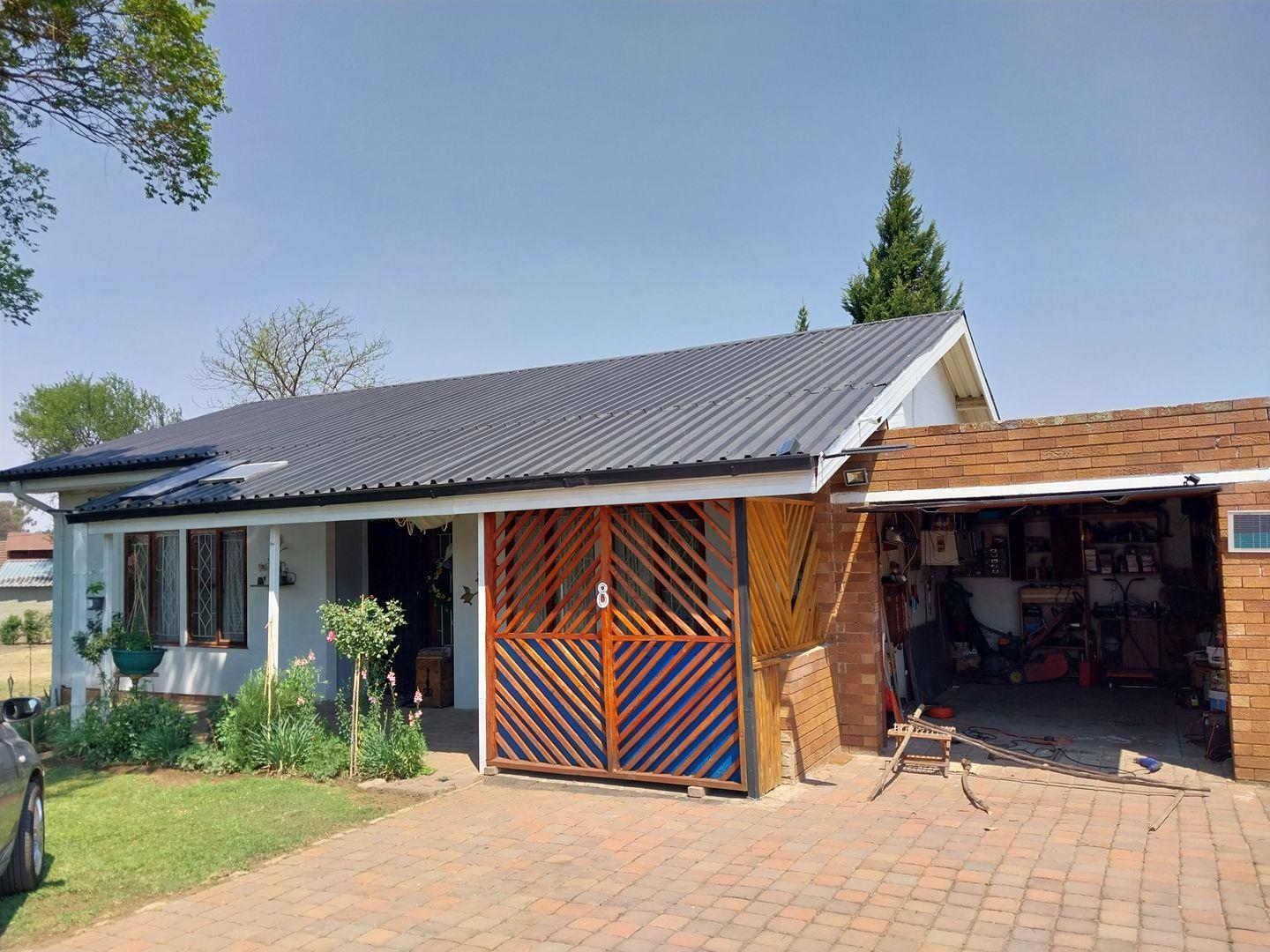 2 Bedroom House for sale in Koppies P24113426714