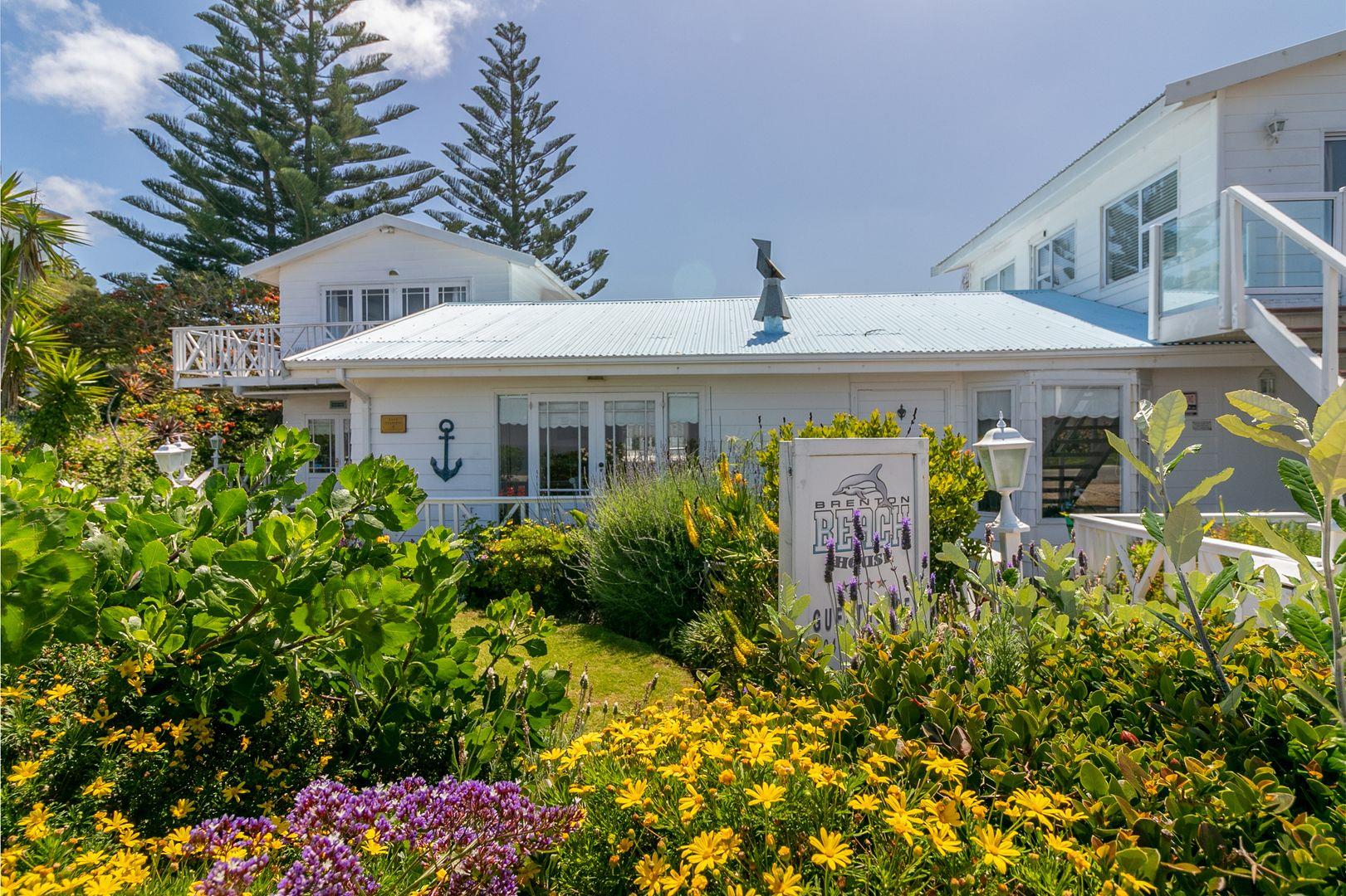 8 Bedroom House for sale in Brenton On Sea 116 Watsonia Avenue P24113363169