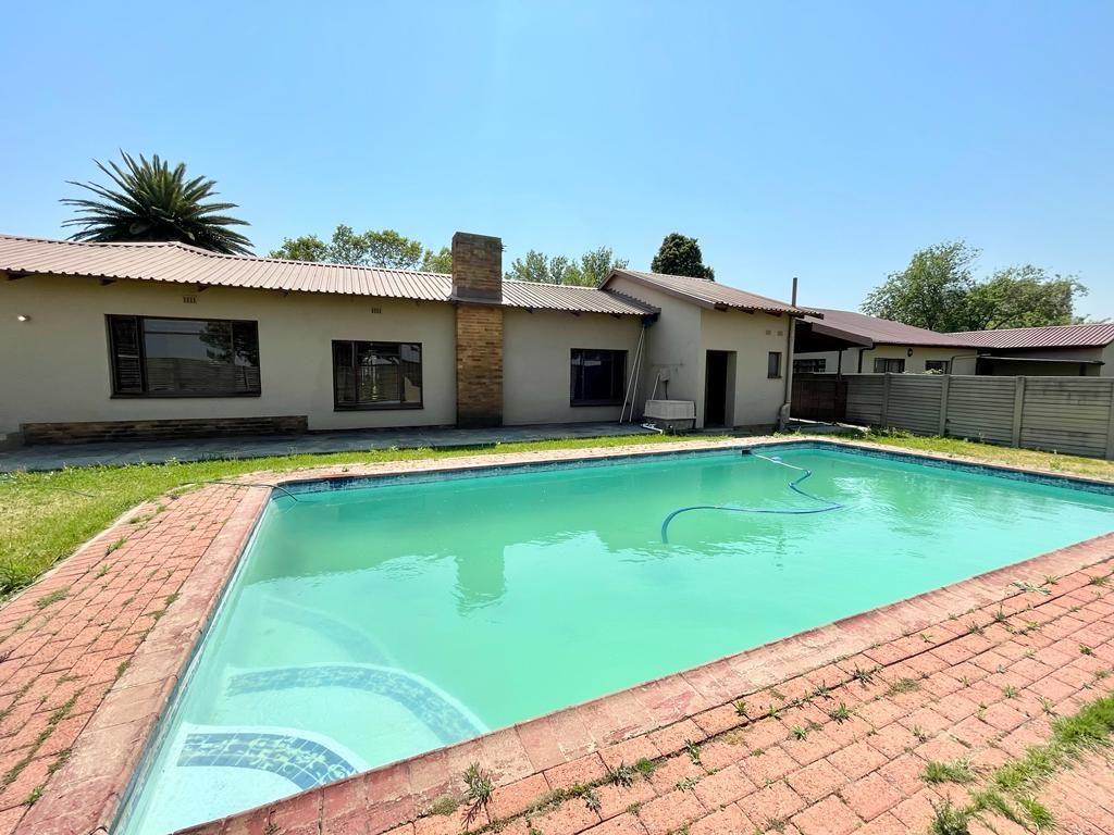 3 Bedroom House for sale in Kinross P24111566625