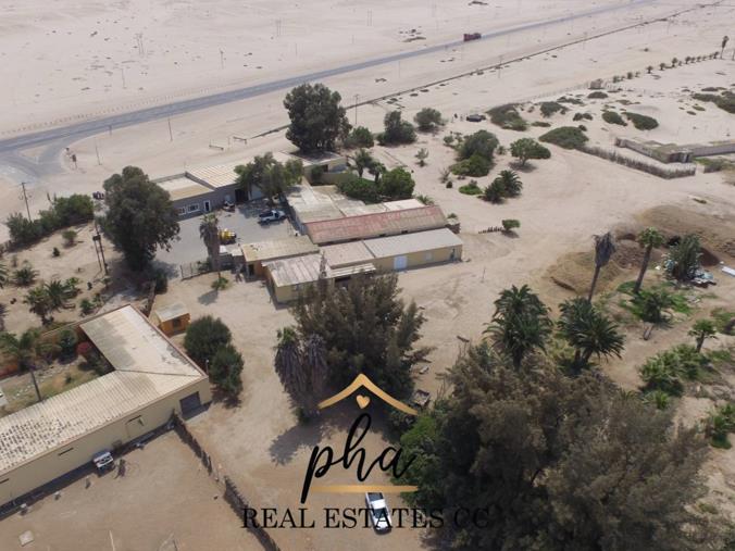 Farm for Sale in River Plots