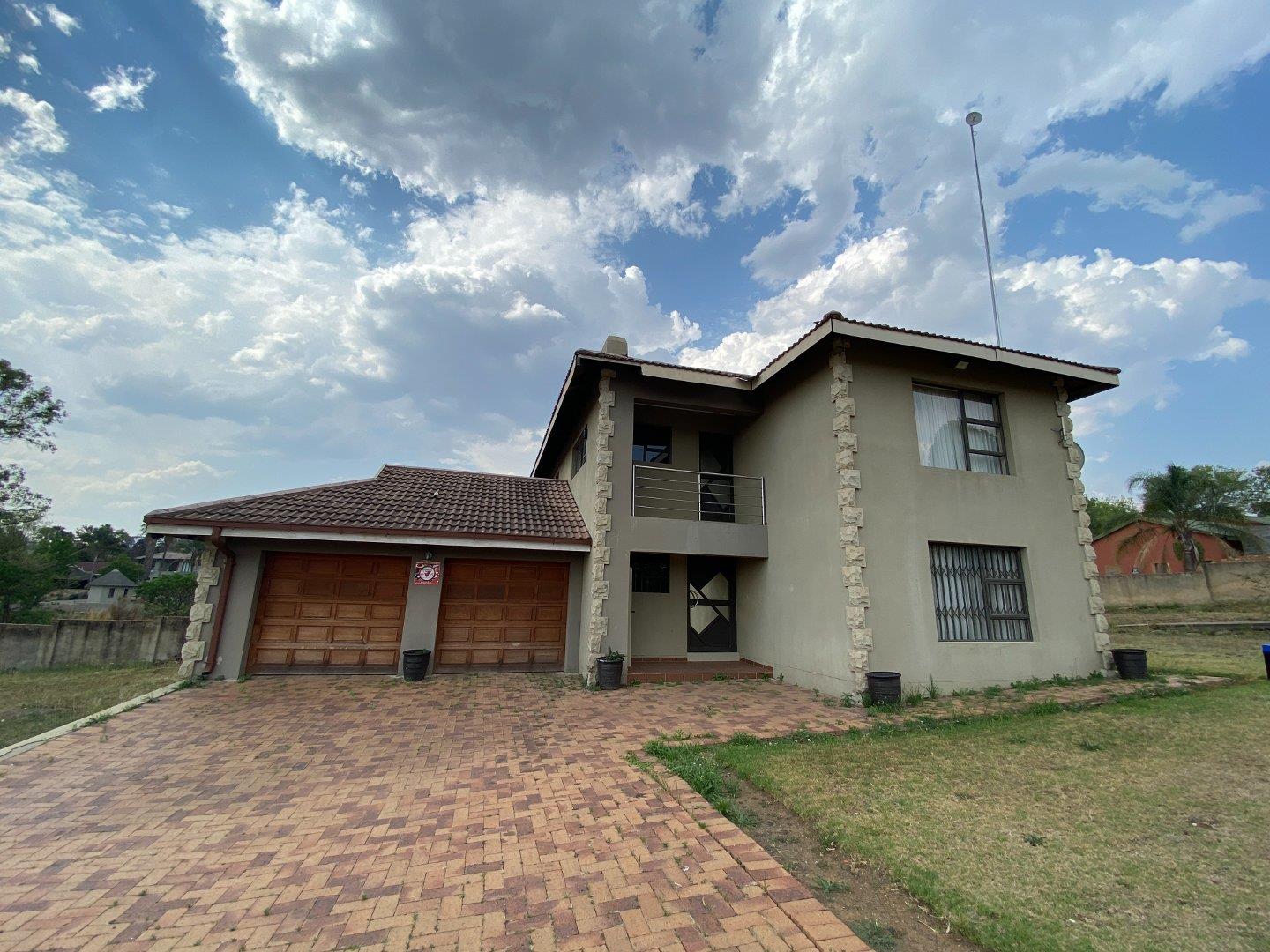 Townhouses for sale in Newcastle Newcastle Property