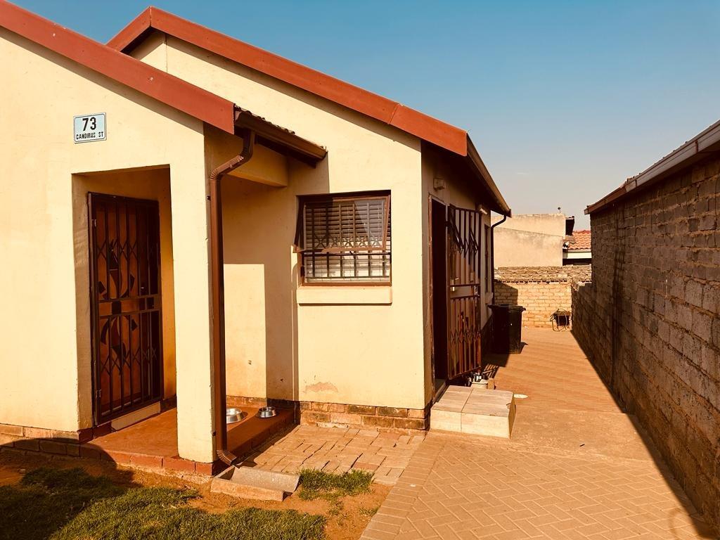 Delmore Park Property Property and houses for sale in Delmore Park