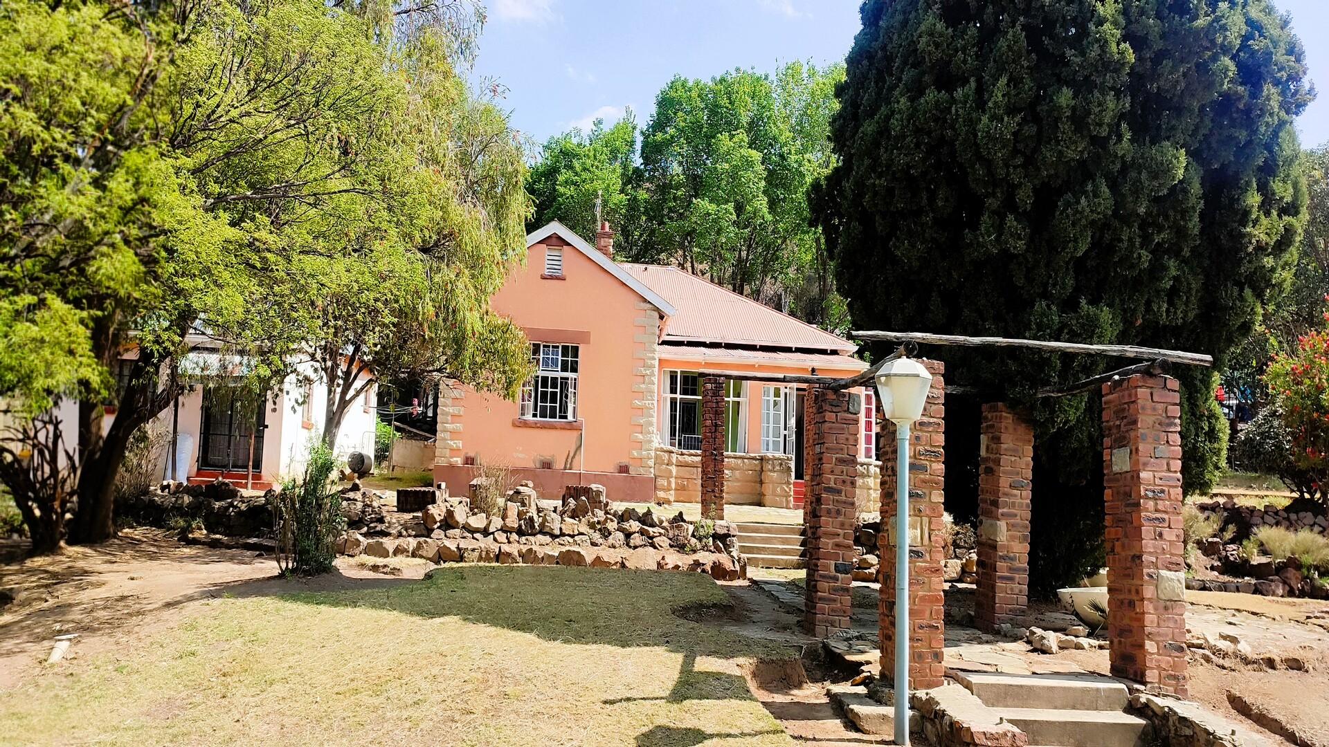 5 Bedroom House for sale in Matatiele P24113434671