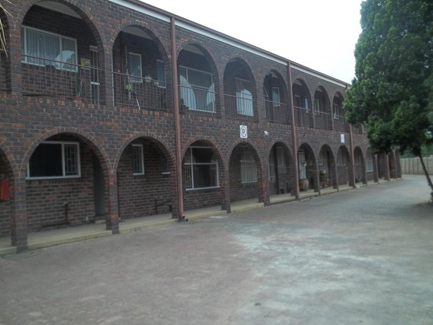 2 Bedroom Apartment / flat for sale in Three Rivers P24113435051