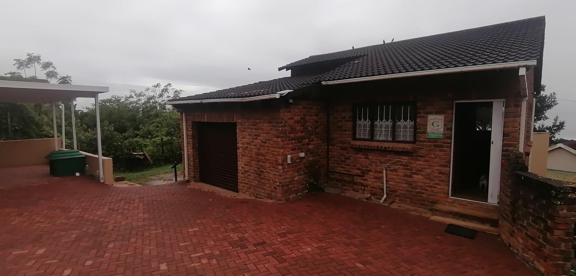 3 Bedroom House for sale in Glenmore P24113436235