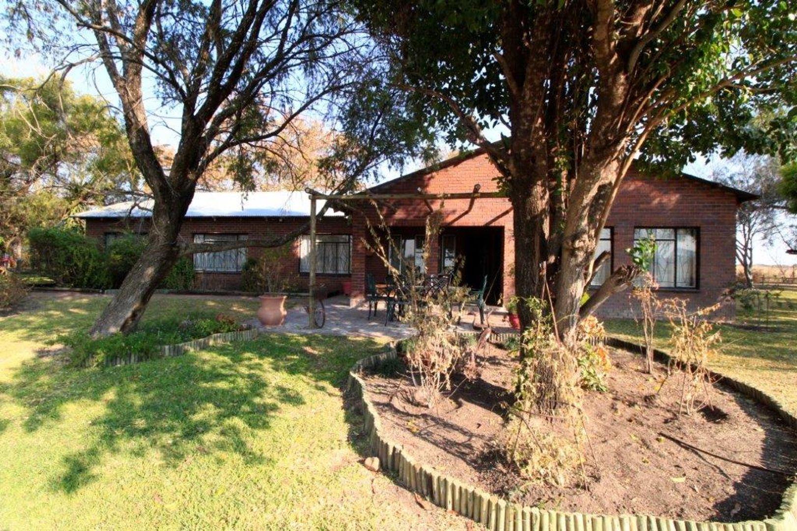 Farm for sale in Radium P24113441023