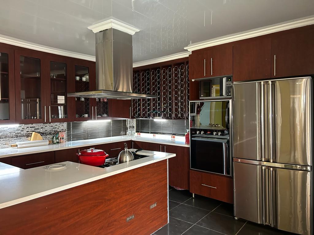 7 Bedroom House to rent in Azalea Park P24113444828