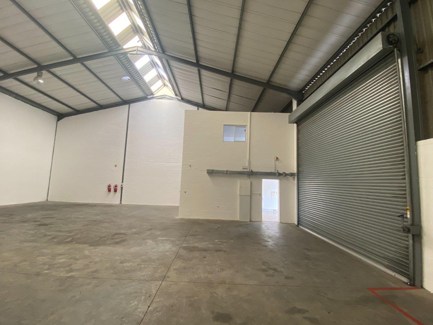 Montague Gardens Property Industrial property to rent in Montague