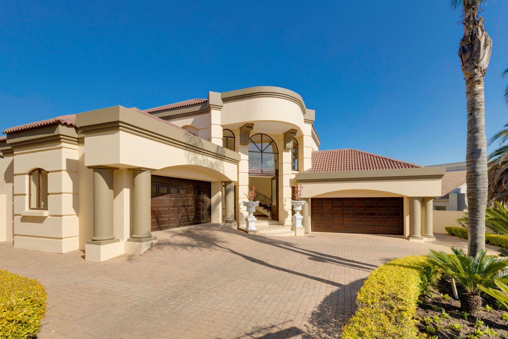 5 Bedroom House to rent in Dainfern Golf Estate P24113447479