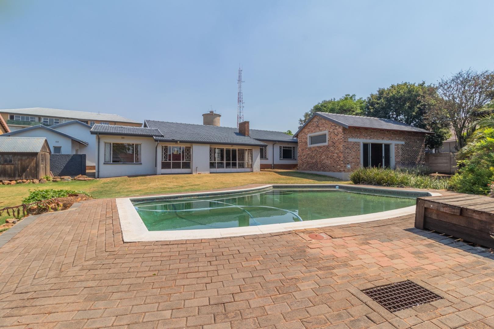 Horison Park Property Houses for sale in Horison Park