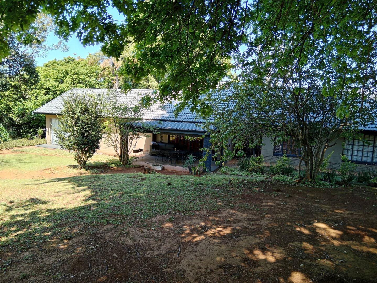 8 Bedroom House for sale in Montrose 1 Todd Place P24113452915