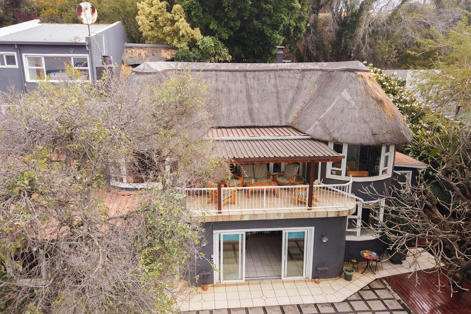 3 Bedroom House for sale in Kosmos P24113054986