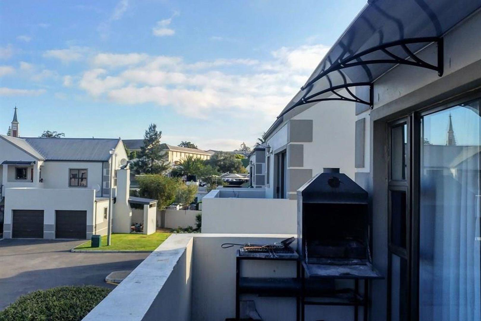 2 Bedroom Apartment / flat for sale in Moorreesburg P24113455180