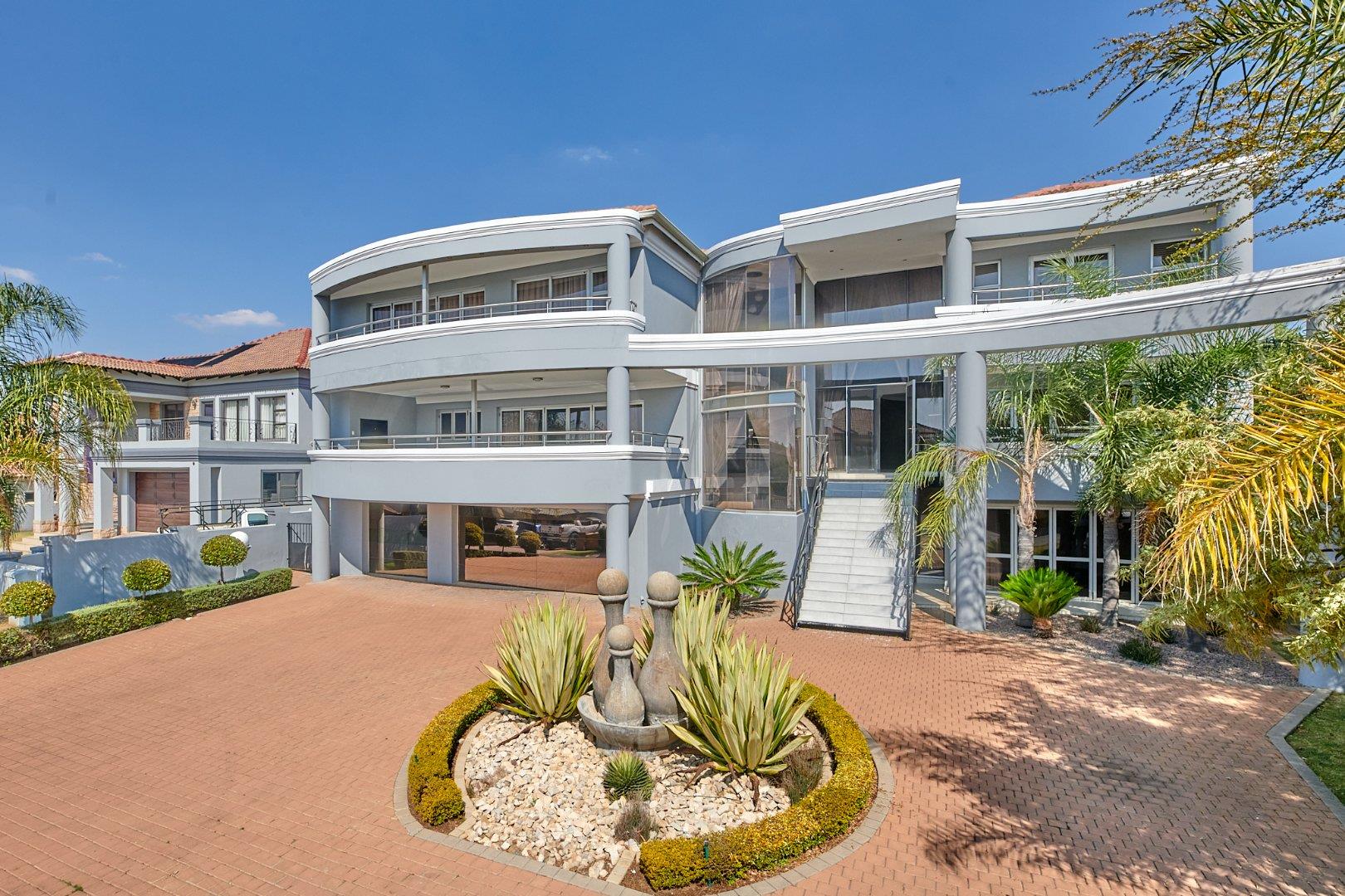 Blue Valley Golf Estate Property Property and houses for sale in Blue