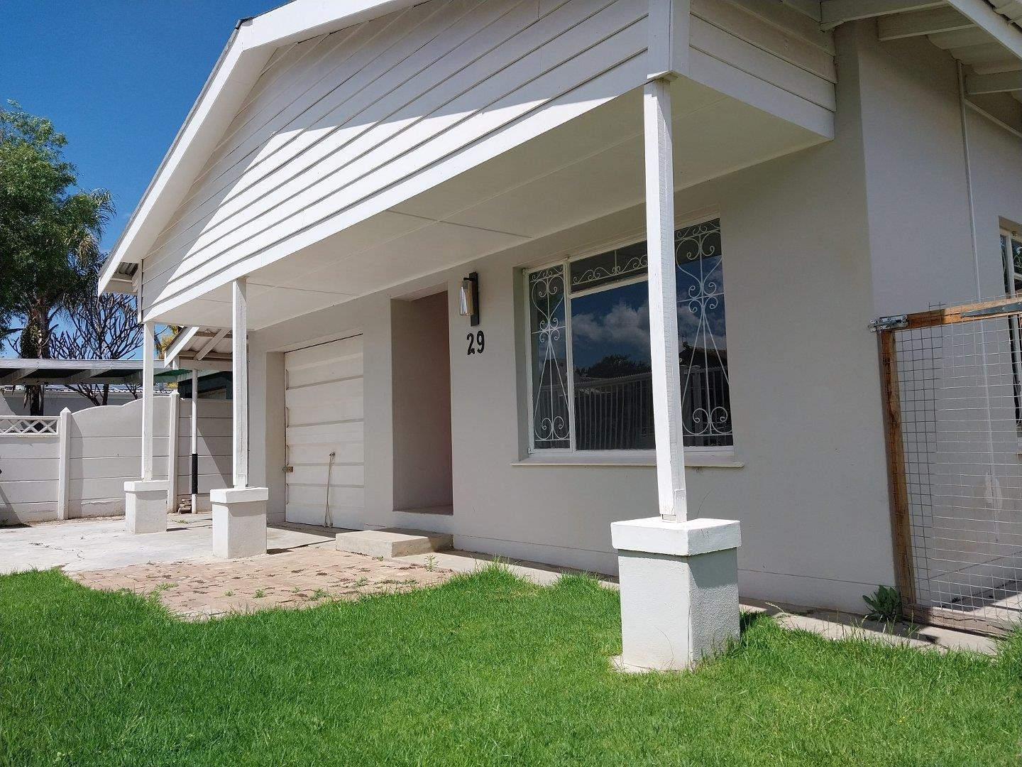 3 Bedroom House for sale in Robertson 29 Leeuwin Avenue P24113457662