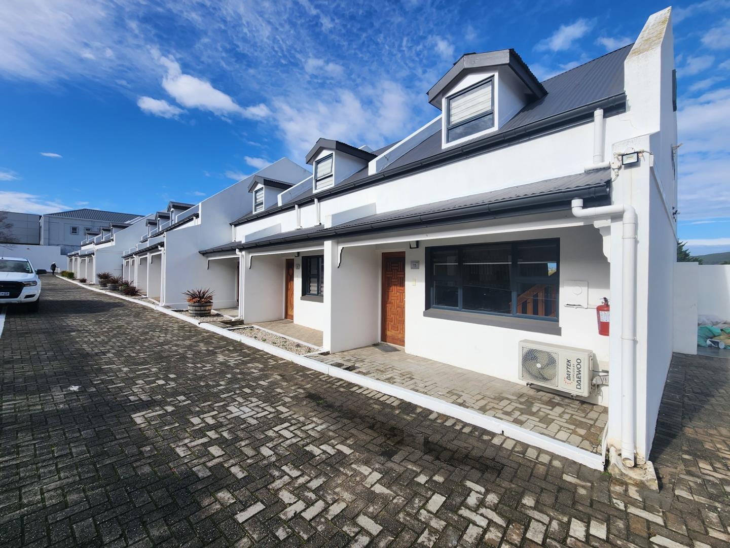 Knysna Central Property Property and houses for sale in Knysna