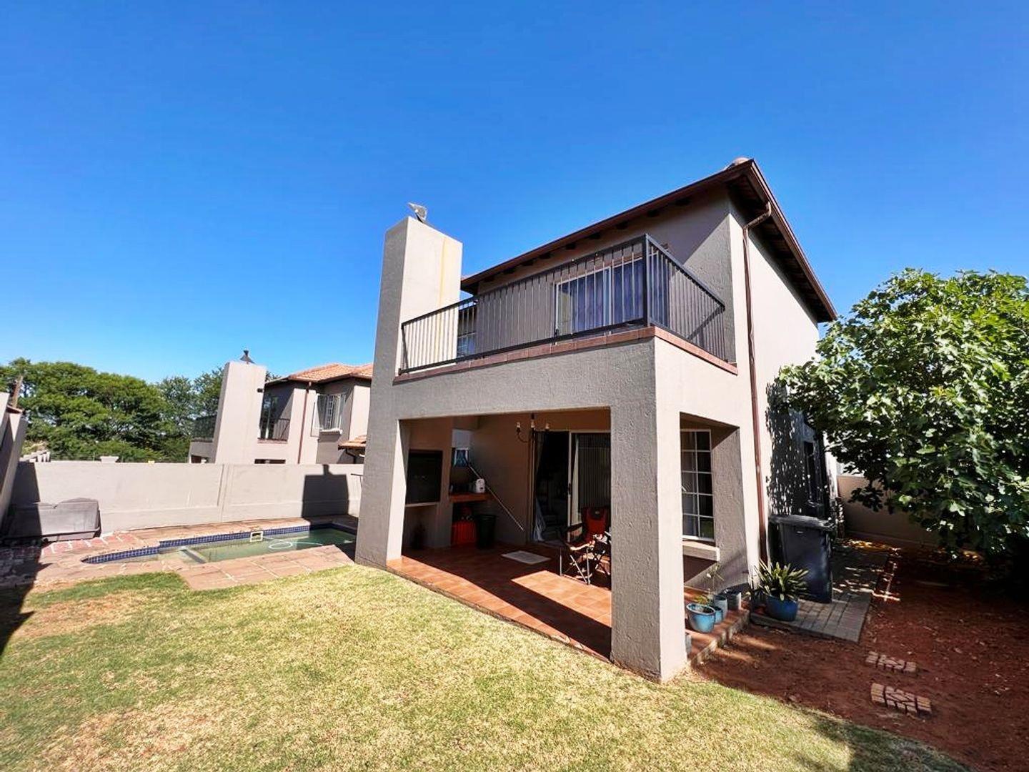 Eco Park Estate Property Townhouses for sale in Eco Park Estate