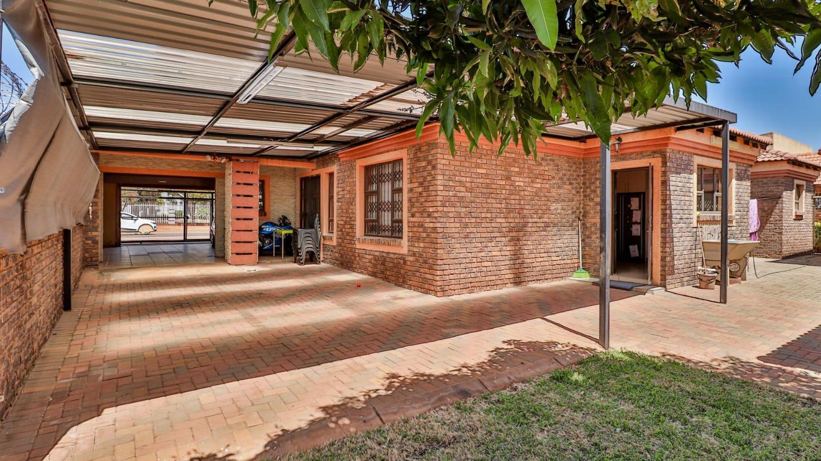 7 Bedroom House for sale in The Orchards 150 Seymore Road P24113463170