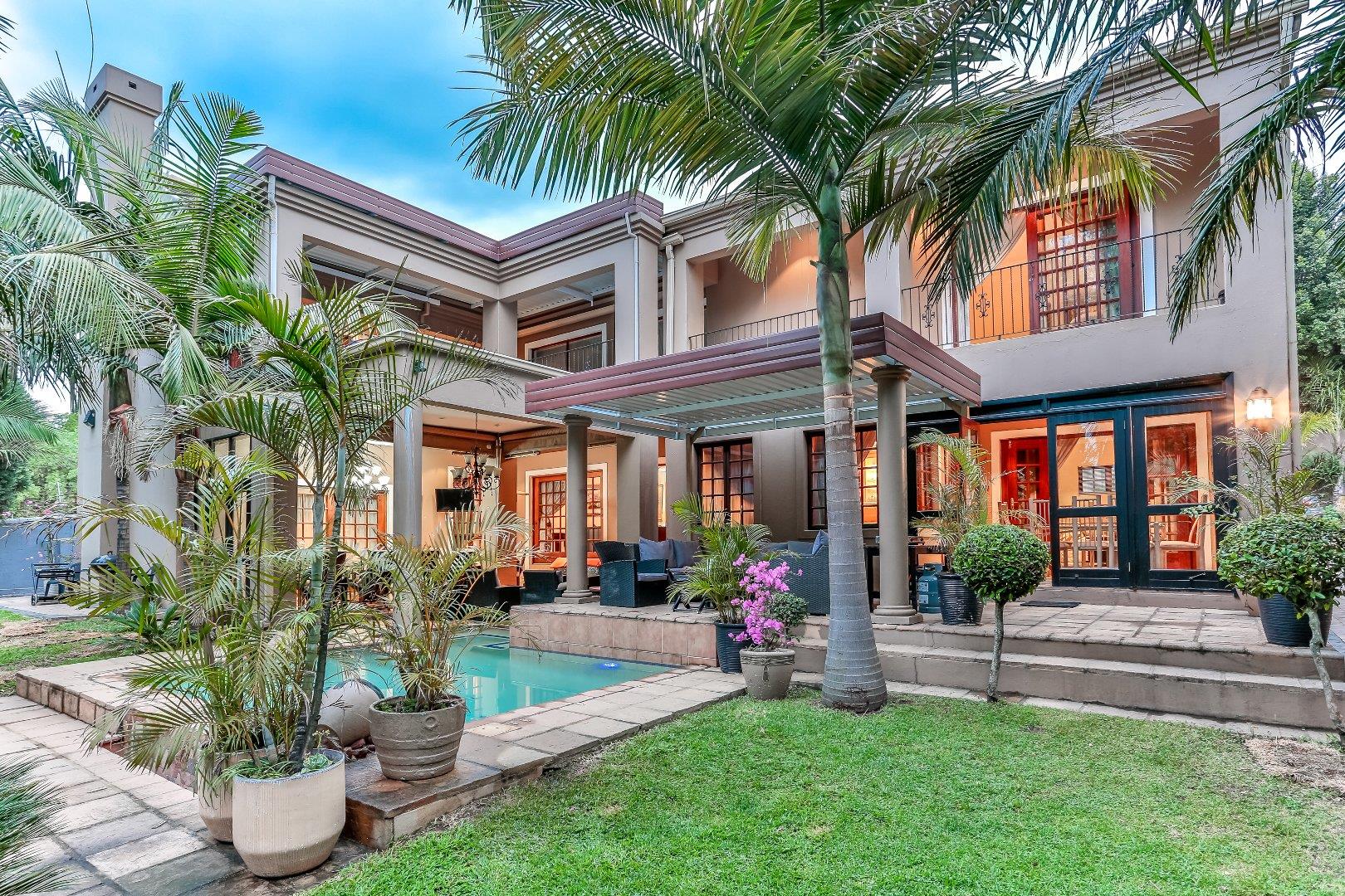 6 Bedroom House for sale in Bryanston P24113463671