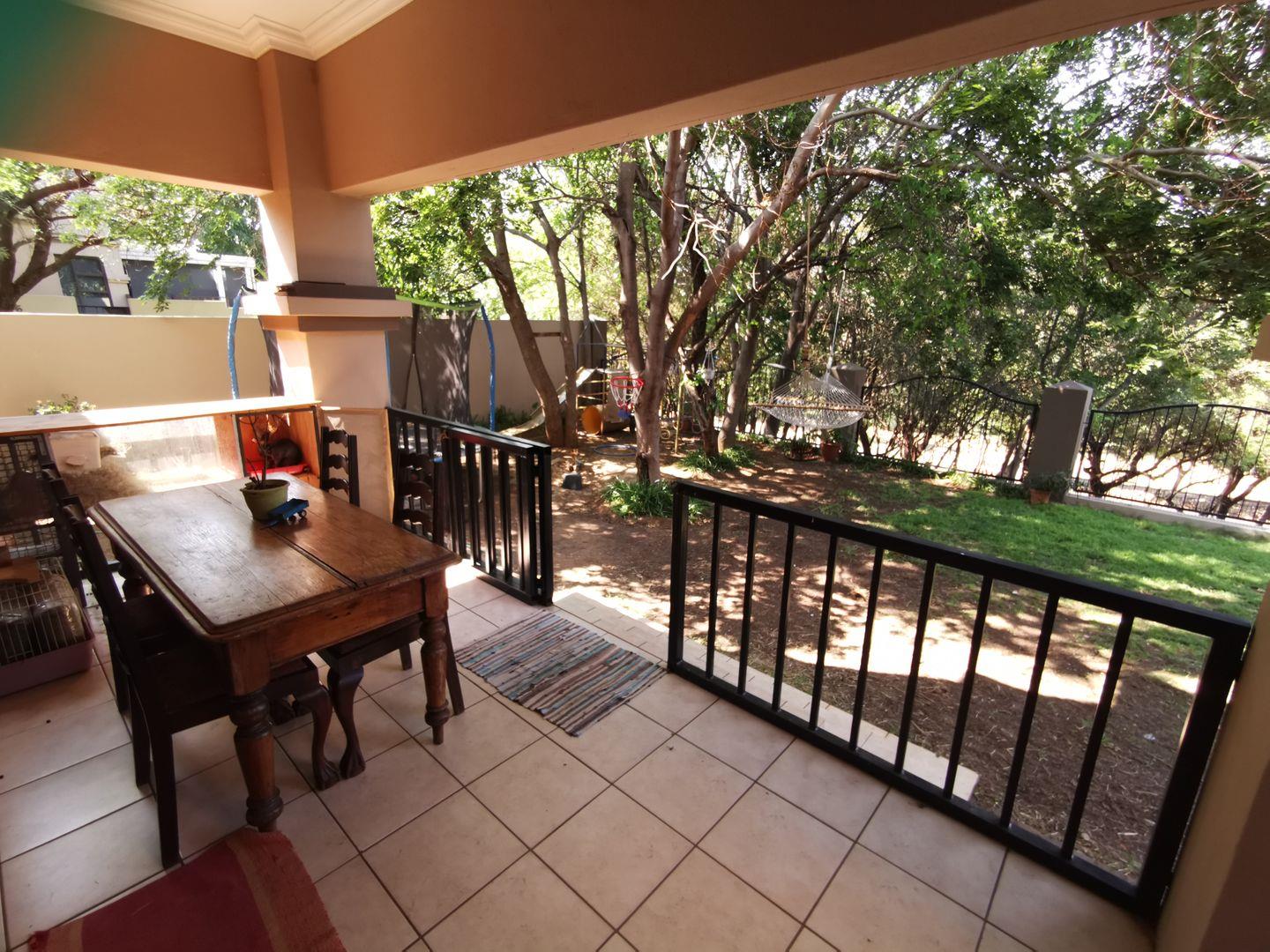 3 Bedroom House for sale in Xanadu P24113463849