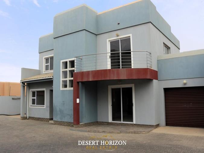 3 Bedroom Townhouse for Sale in Ocean View