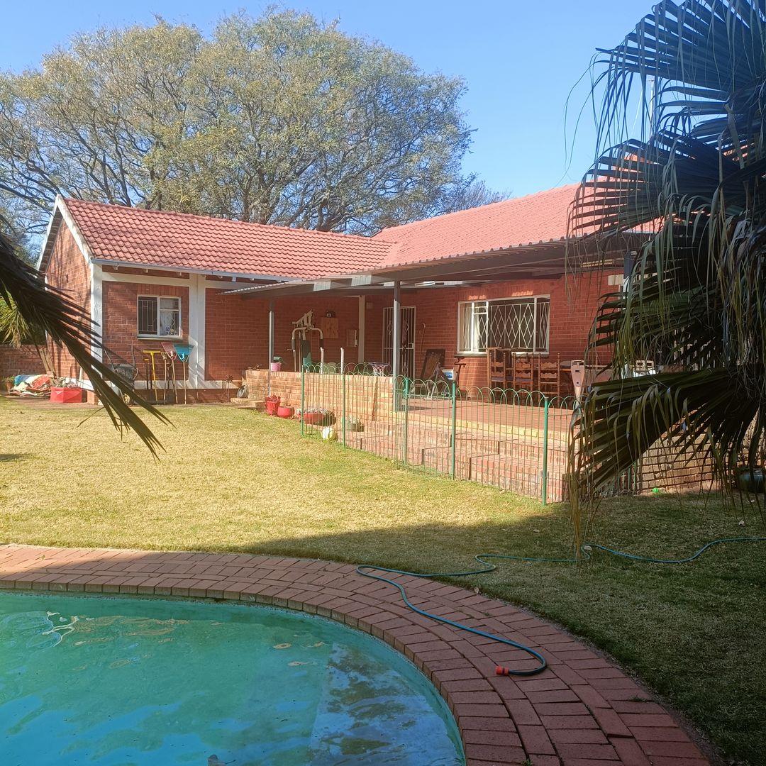 3 Bedroom House for sale in Cullinan 31 Golf Crescent P24113466727