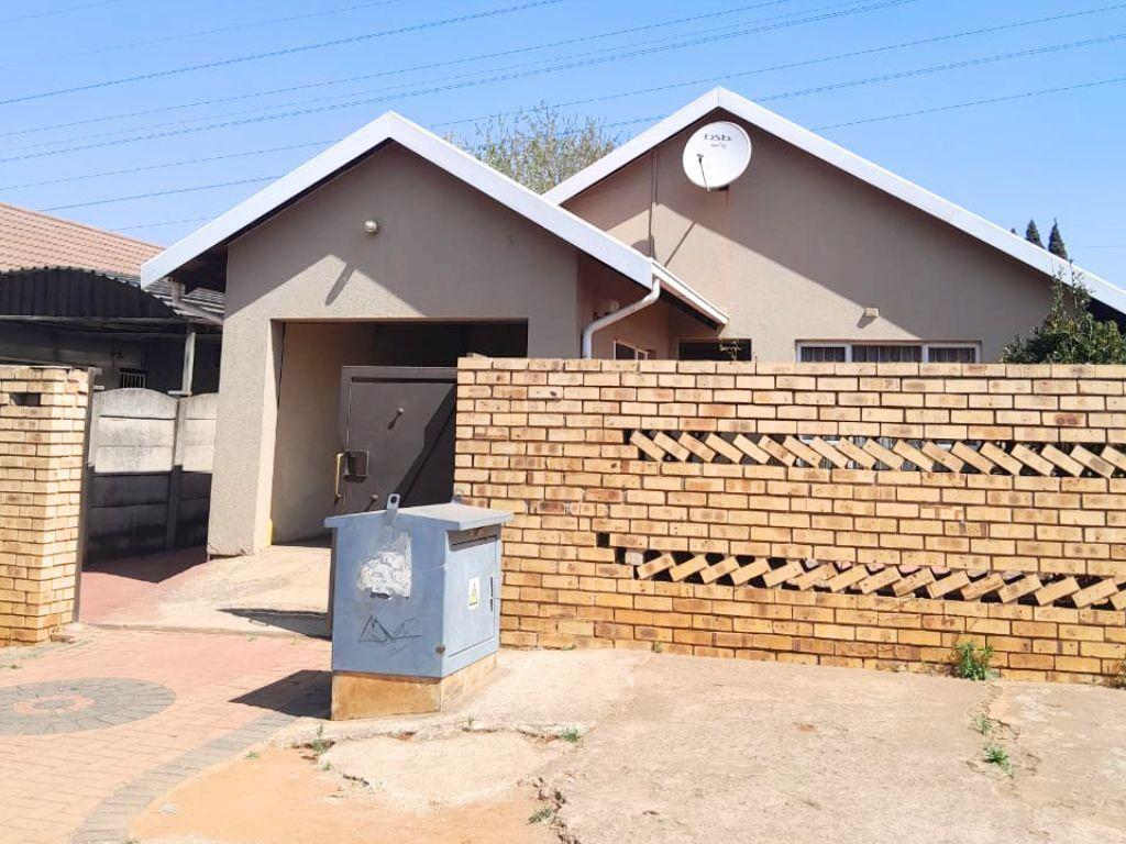 Property and houses for sale in Soweto Soweto Property Property24
