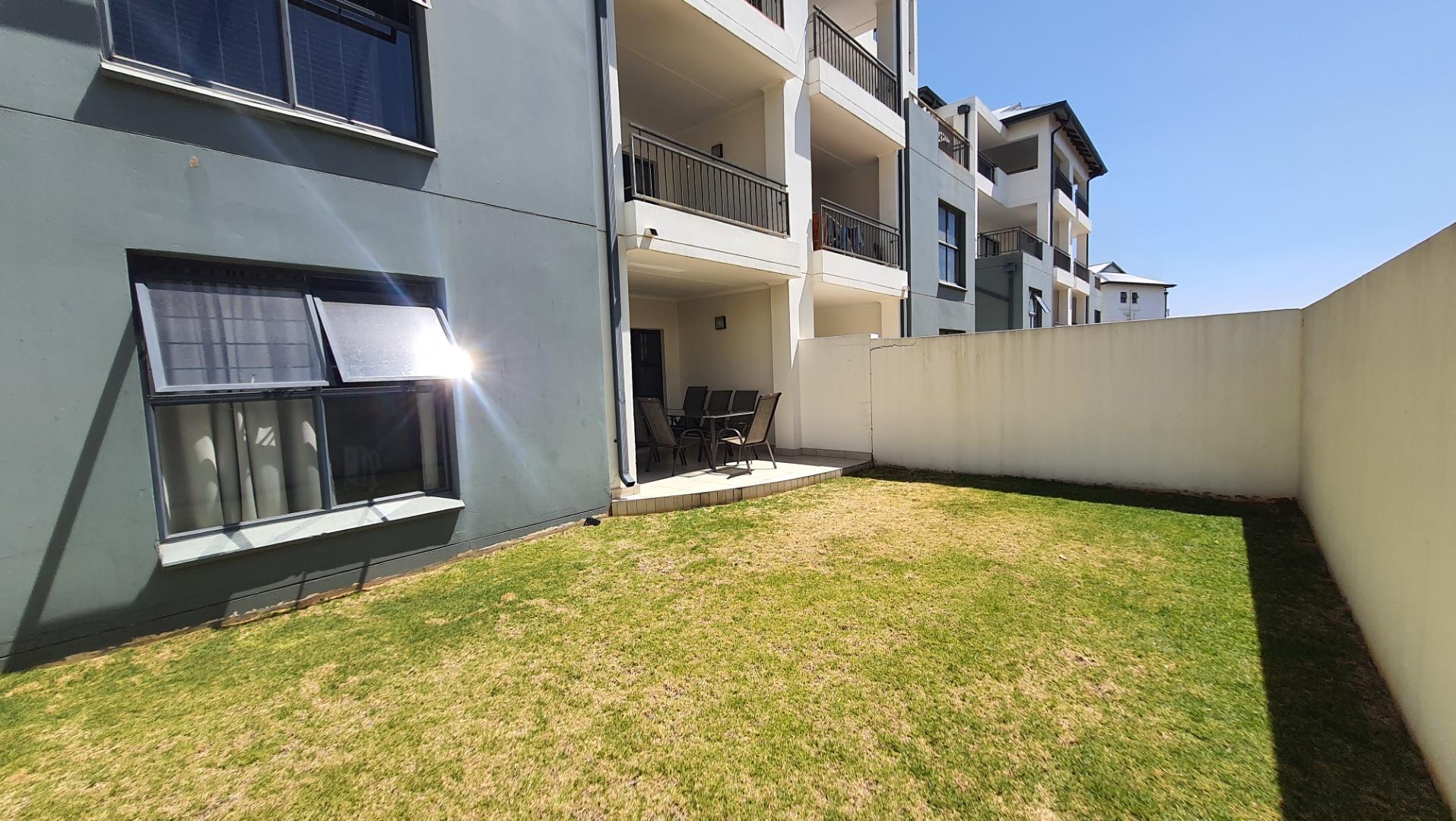 3 Bedroom Apartment / flat for sale in Westlake Eco Estate 112