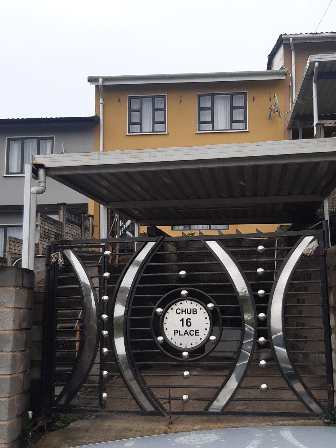 3 Bedroom Townhouse for sale in Newlands East P24113468400