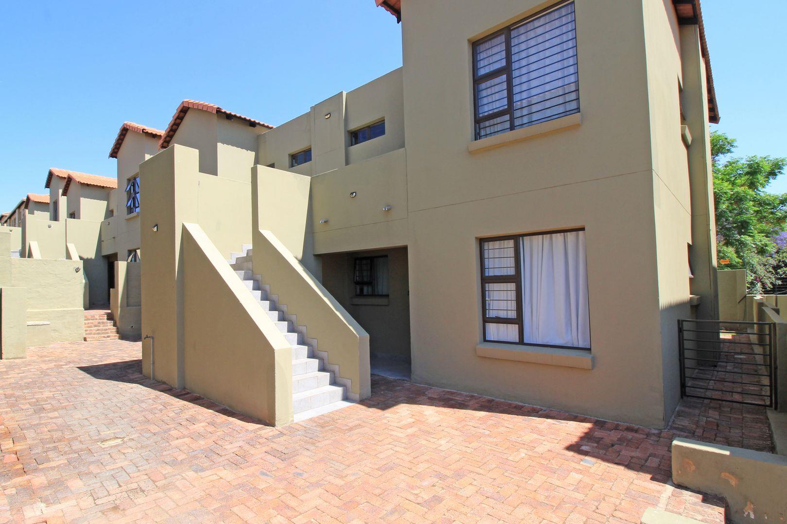 2 Bedroom Townhouse for sale in Ferndale 50 Pied a Terre, 436 Long