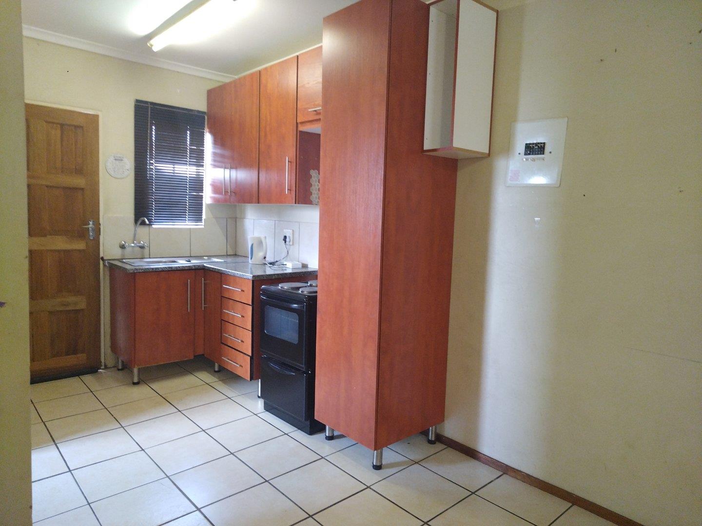 1 Bedroom Apartment / flat for sale in Lotus Gardens P24113469542