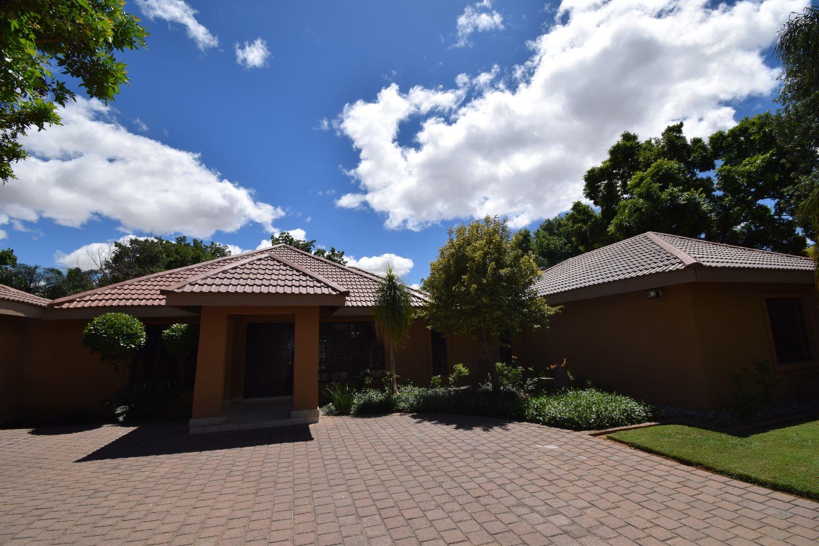 5 Bedroom House for sale in St Helena P24113435624