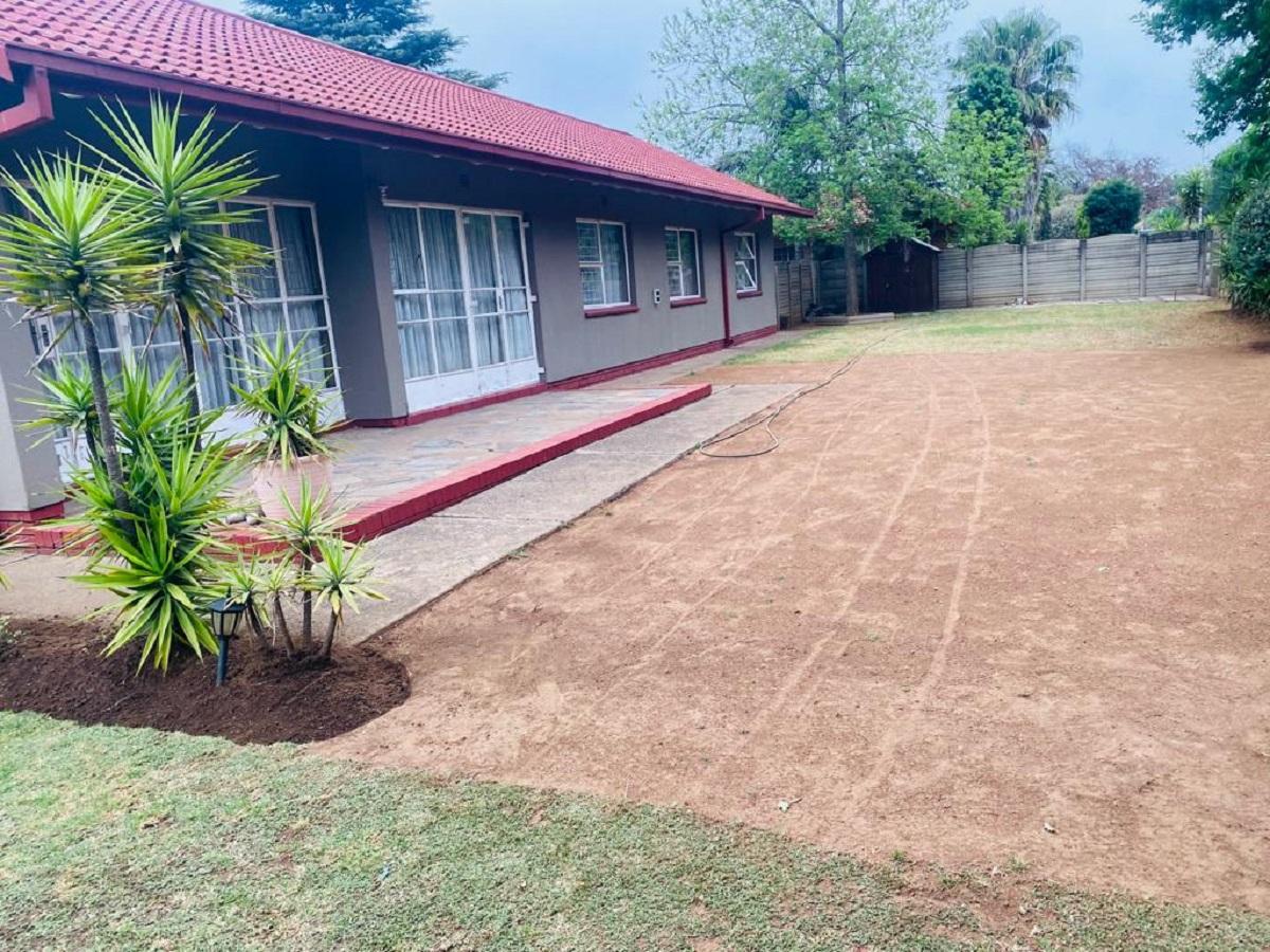 4 Bedroom House for sale in Vanderbijlpark Central P24113470545