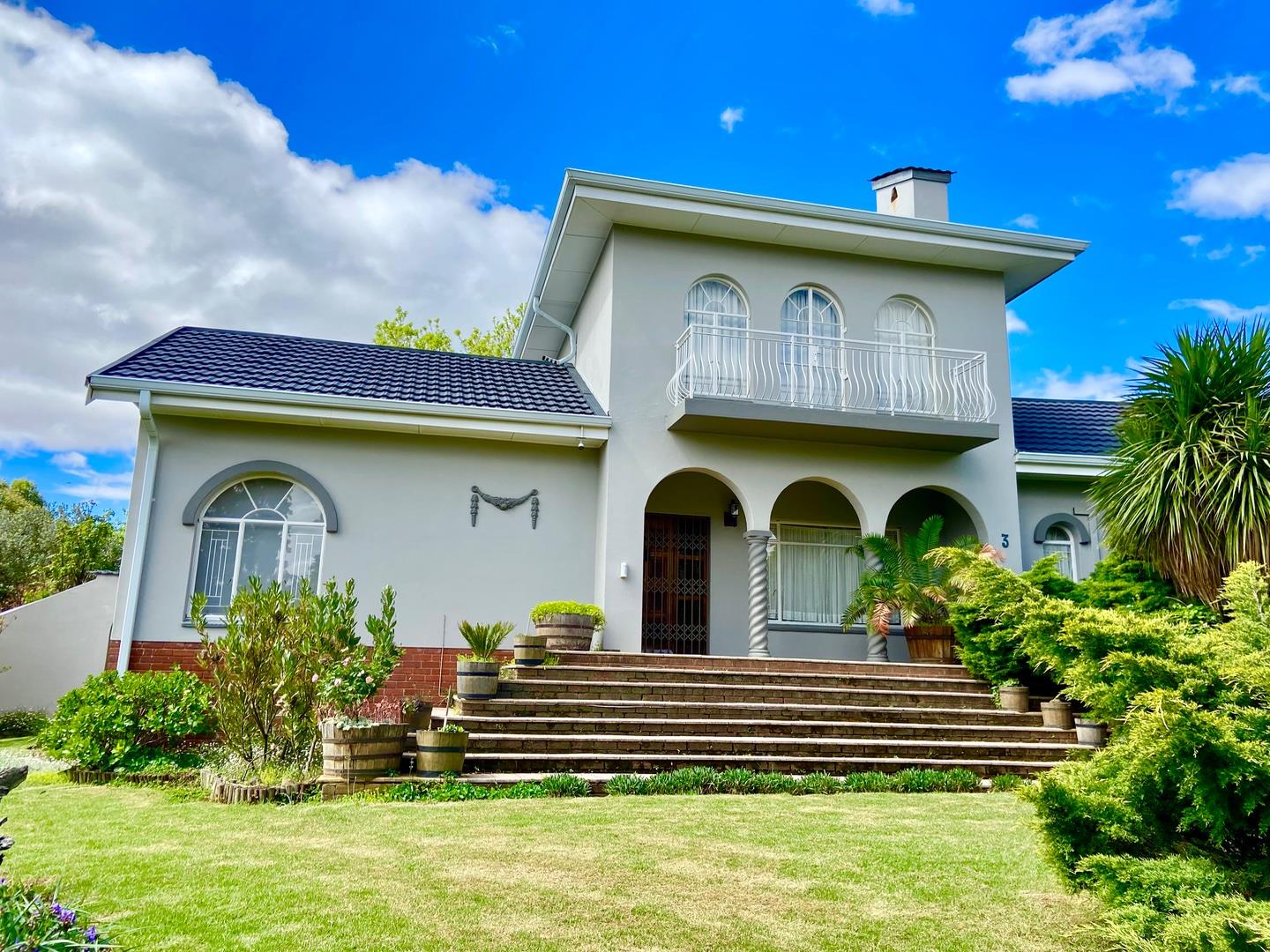 4 Bedroom House for sale in Panorama P24113471771