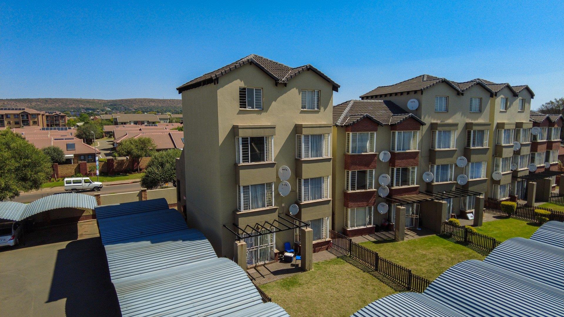 2 Bedroom Apartment / flat to rent in Montana P24113432996