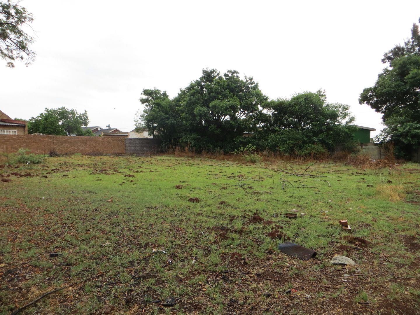 Vacant land / plots for sale in Carletonville Carletonville Property