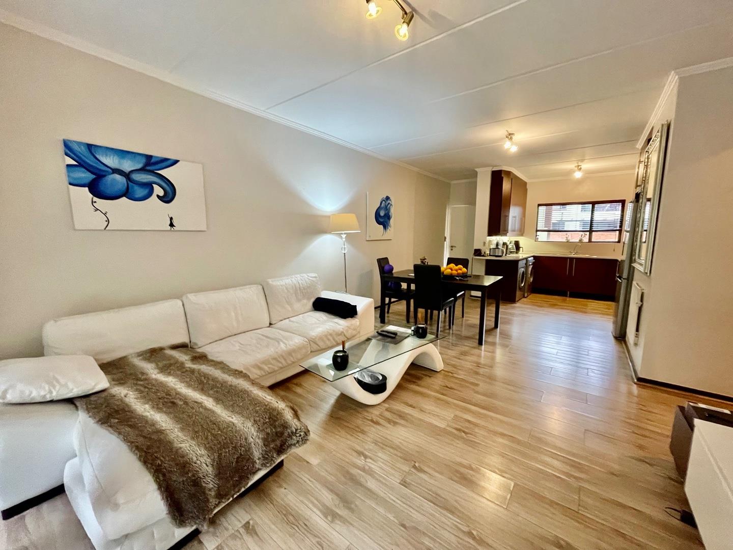 Sunninghill Property Apartments / flats for sale in Sunninghill