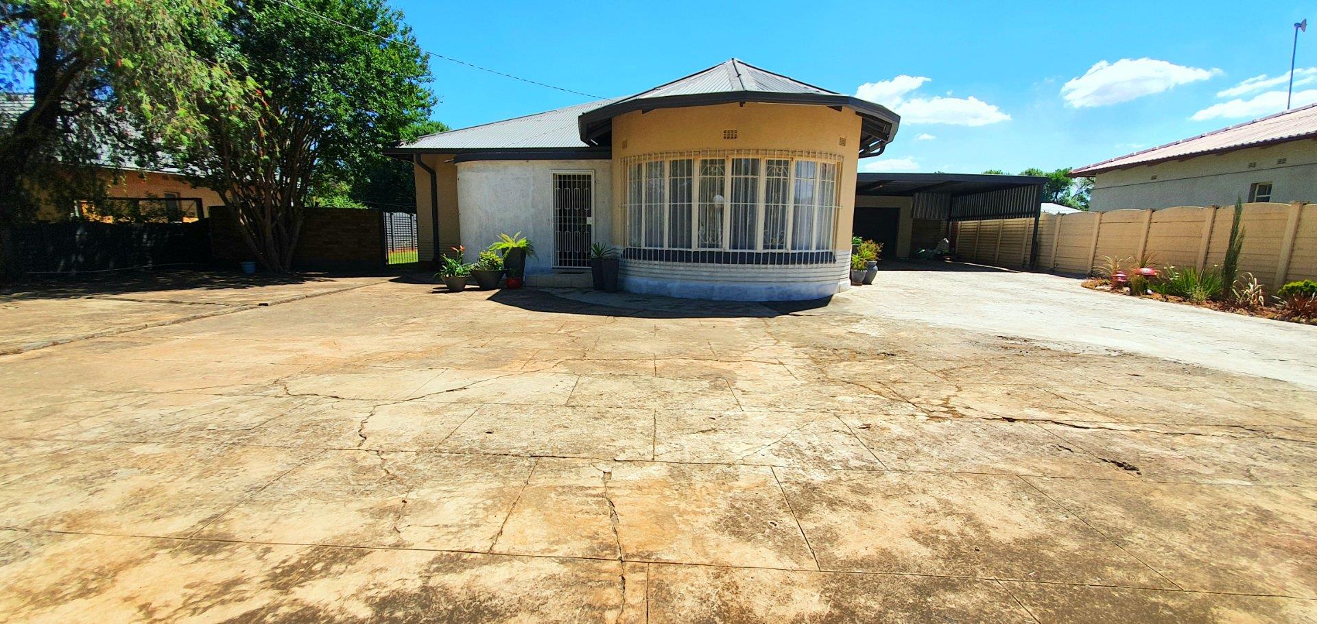 3 Bedroom House for sale in Three Rivers P24113500719