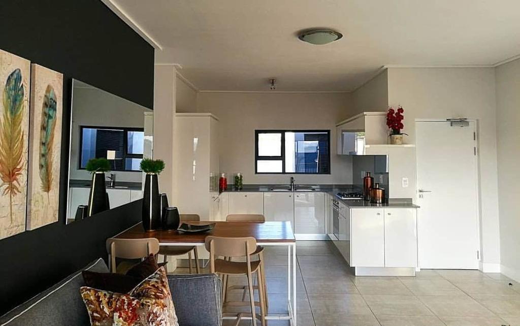 2 Bedroom Apartment / flat to rent in The Polofields Waterfall Dr