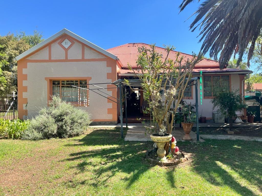 4 Bedroom House for sale in Lichtenburg P24113502644