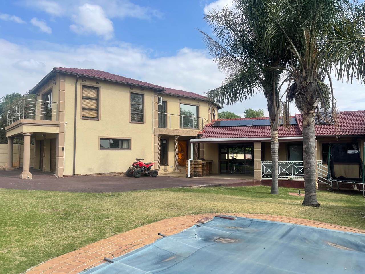 Birch Acres Property Property and houses for sale in Birch Acres