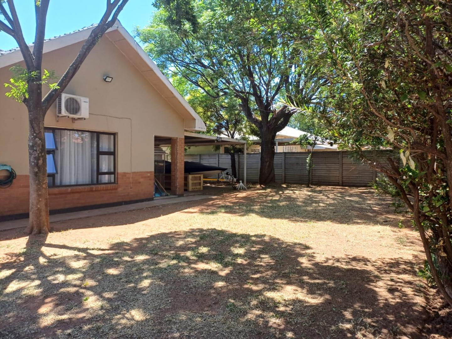 Florida, Roodepoort Property Property and houses for sale in Florida